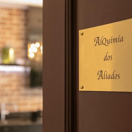 Alquimia Dos Aliados - Gorgeous Palace Apartment Porto Luaran gambar